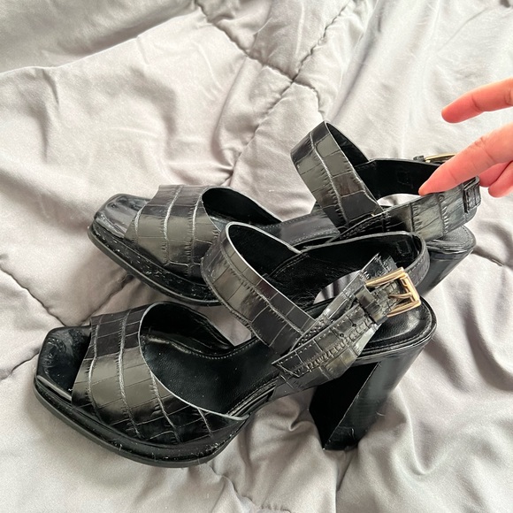 Whistles Laxo Croc Platform Sandal - Picture 4 of 10